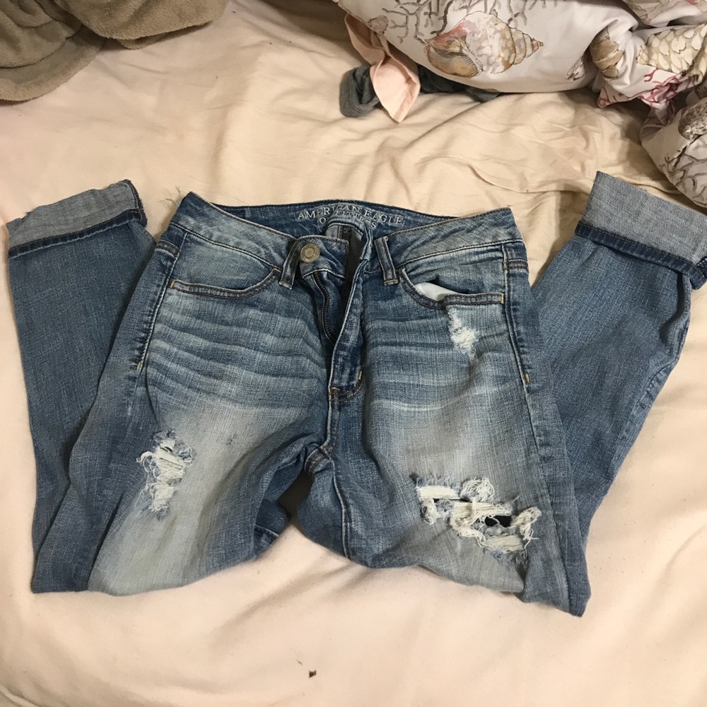 American Eagle cropped jeans